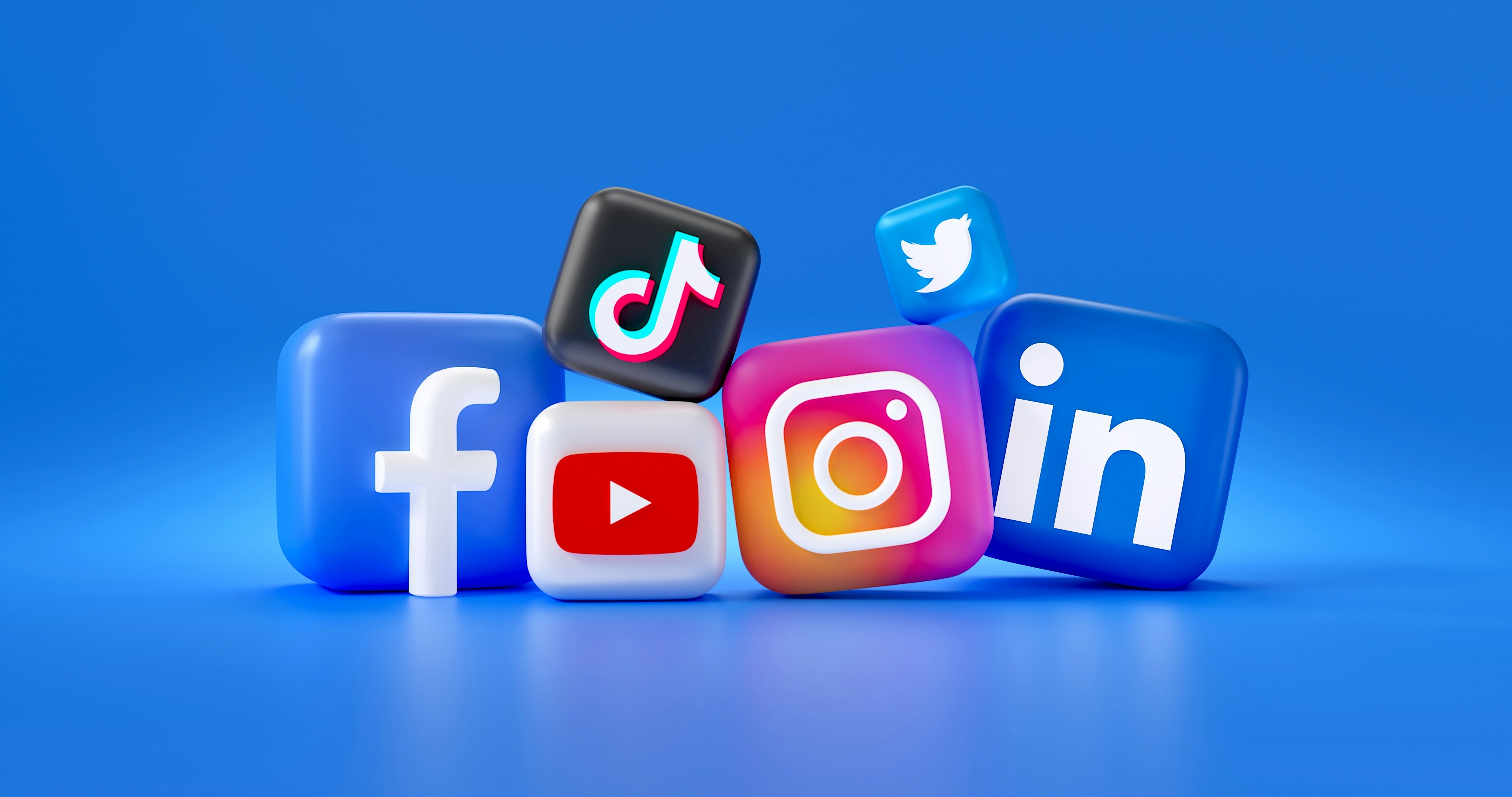 AI-Integrated Social: Multi-Channel Content Management with Smart AI on a Single Dashboard